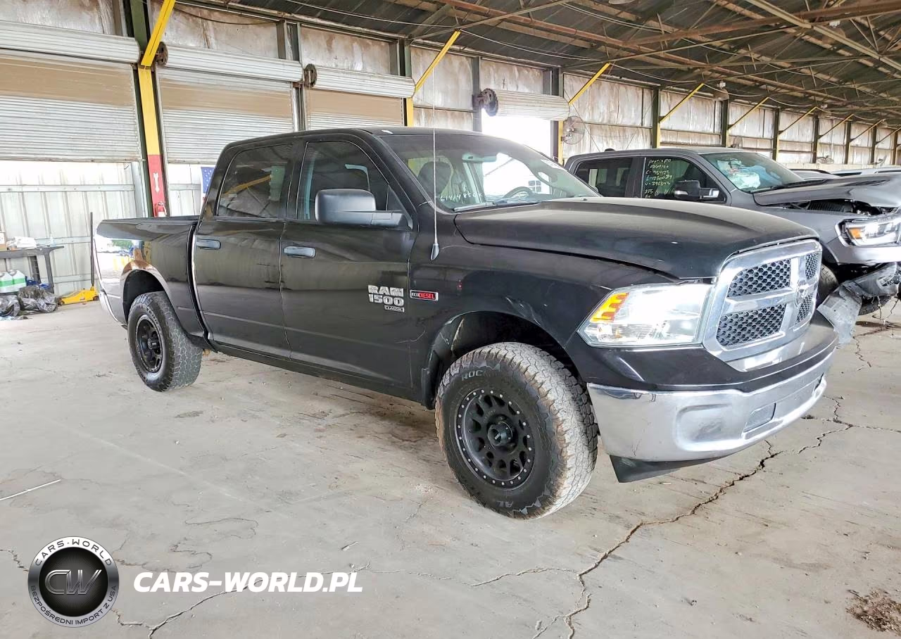 2019 Ram 1500 Classic Tradesman VIN:1C6RR7KMXKS751448 - 4