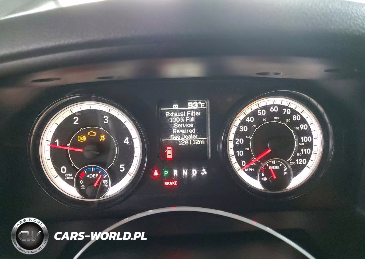 2019 Ram 1500 Classic Tradesman VIN:1C6RR7KMXKS751448 - 9