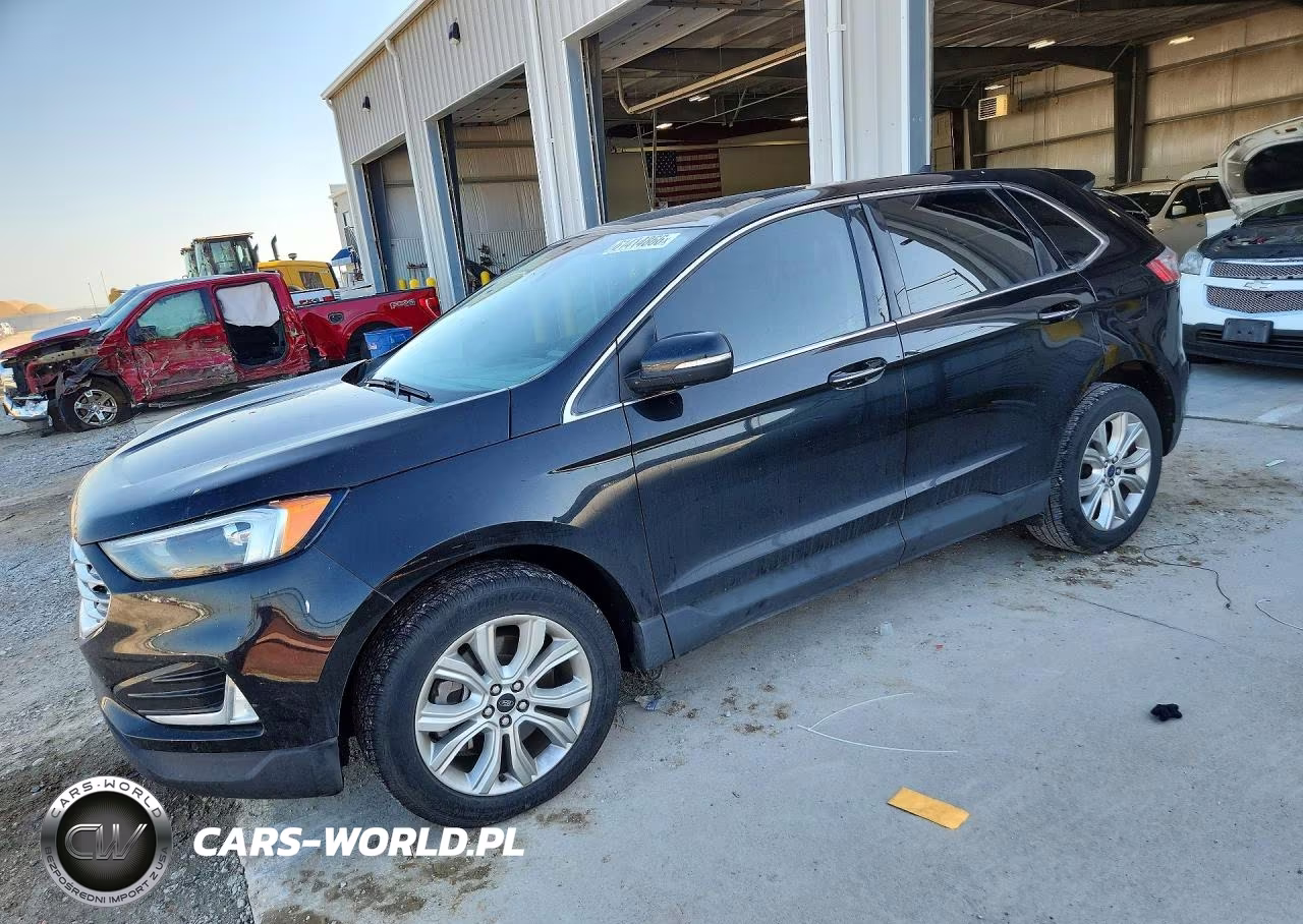 2022 Ford Edge Titanium – zdjęcie 1 z 13