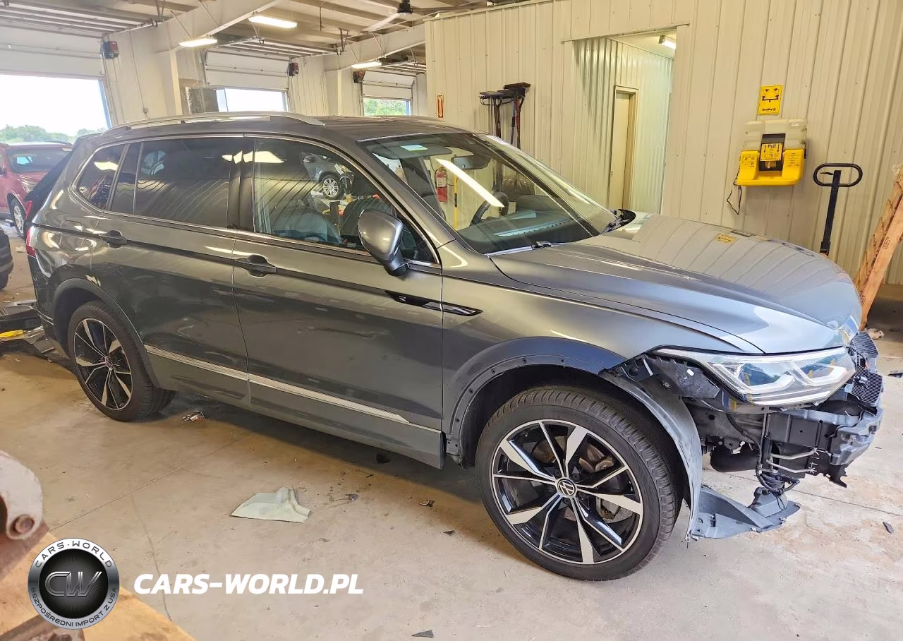 2022 Volkswagen Tiguan Sel R-Line VIN:3VV4B7AXXNM046134 - 4