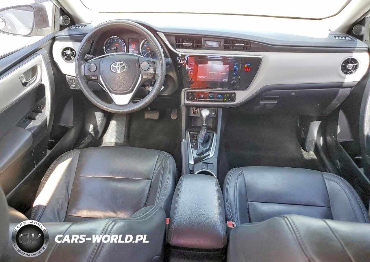 2018 Toyota Corolla Le VIN:5YFBURHE6JP808958 - 8