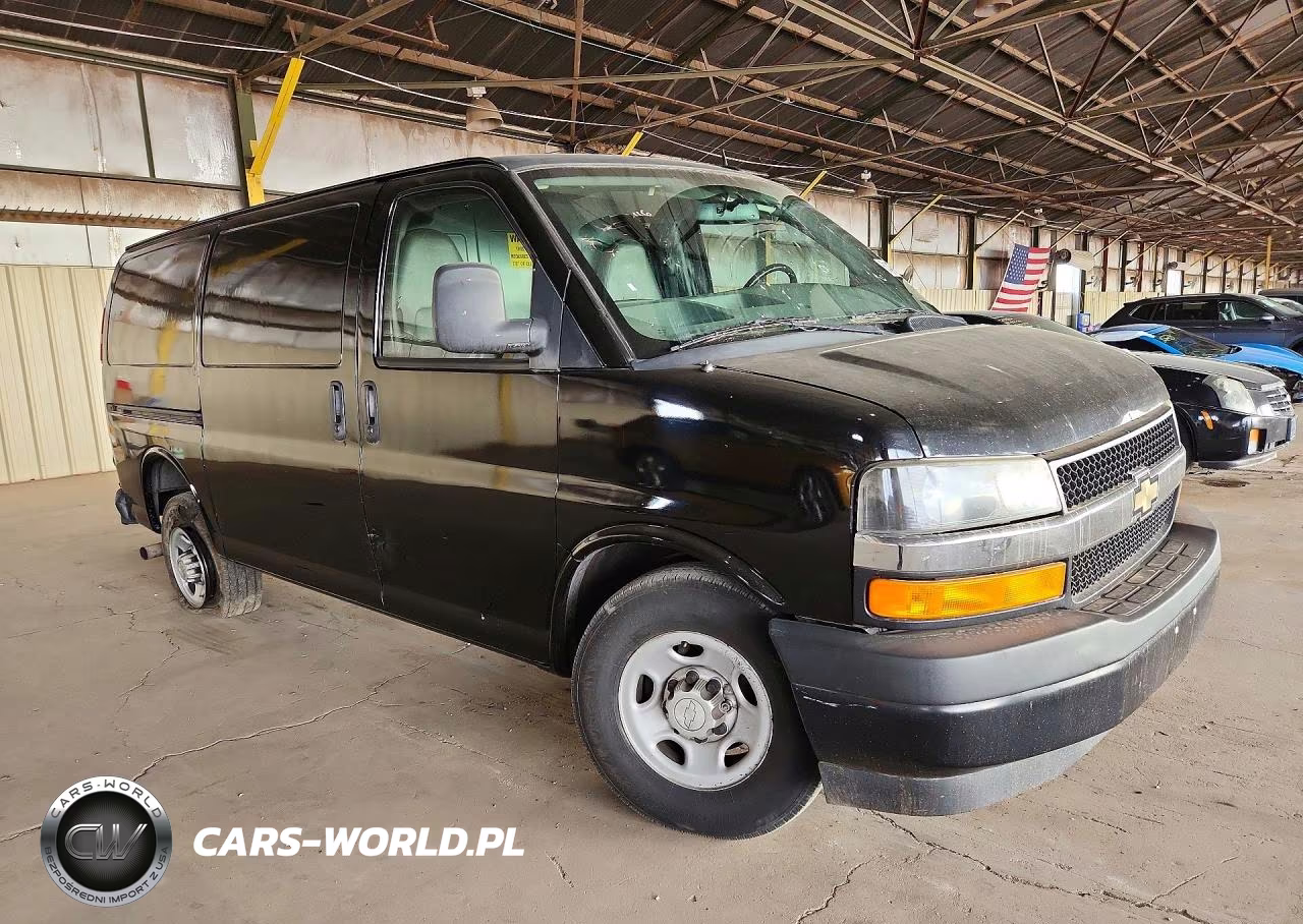 2015 Chevrolet Express G2500 VIN:1GCWGFCFXF1177778 - 4