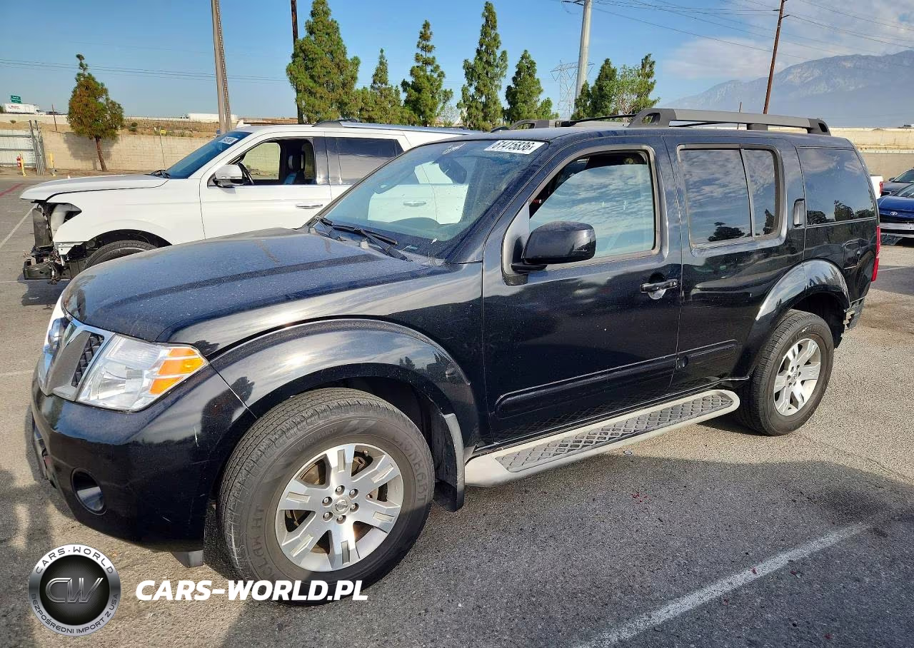 2010 Nissan Pathfinder S-Le-Se