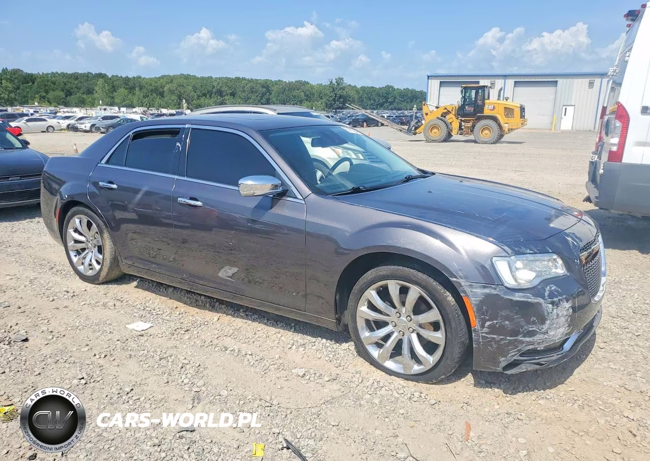 2019 Chrysler 300 Limited VIN:2C3CCAEG6KH722480 - 4