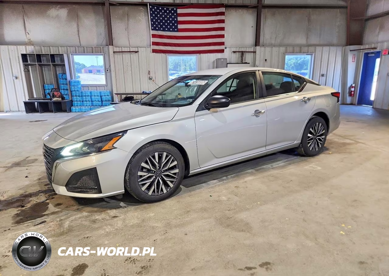 2025 Nissan Altima Sv – zdjęcie 1 z 12