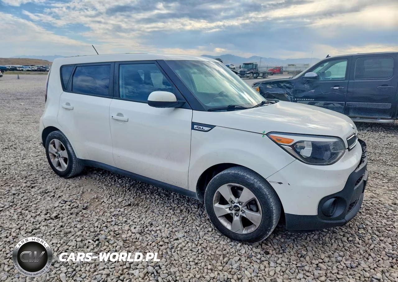 2018 Kia Soul Base VIN:KNDJN2A24J7558752 - 4