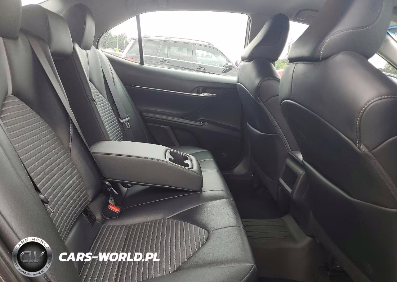 2020 Toyota Camry Se VIN:4T1G11AK7LU895769 - 10