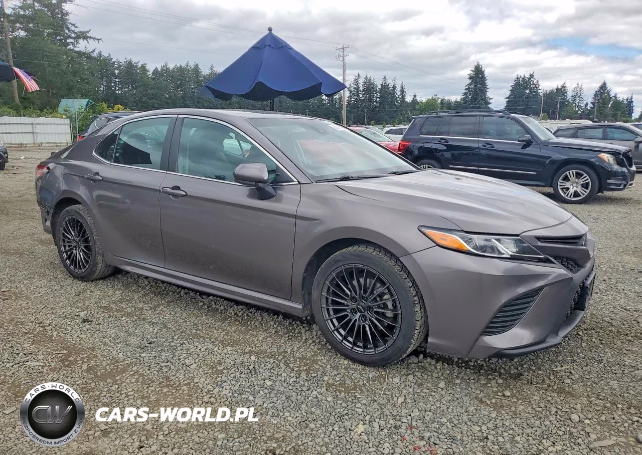 2020 Toyota Camry Se VIN:4T1G11AK7LU895769 - 4