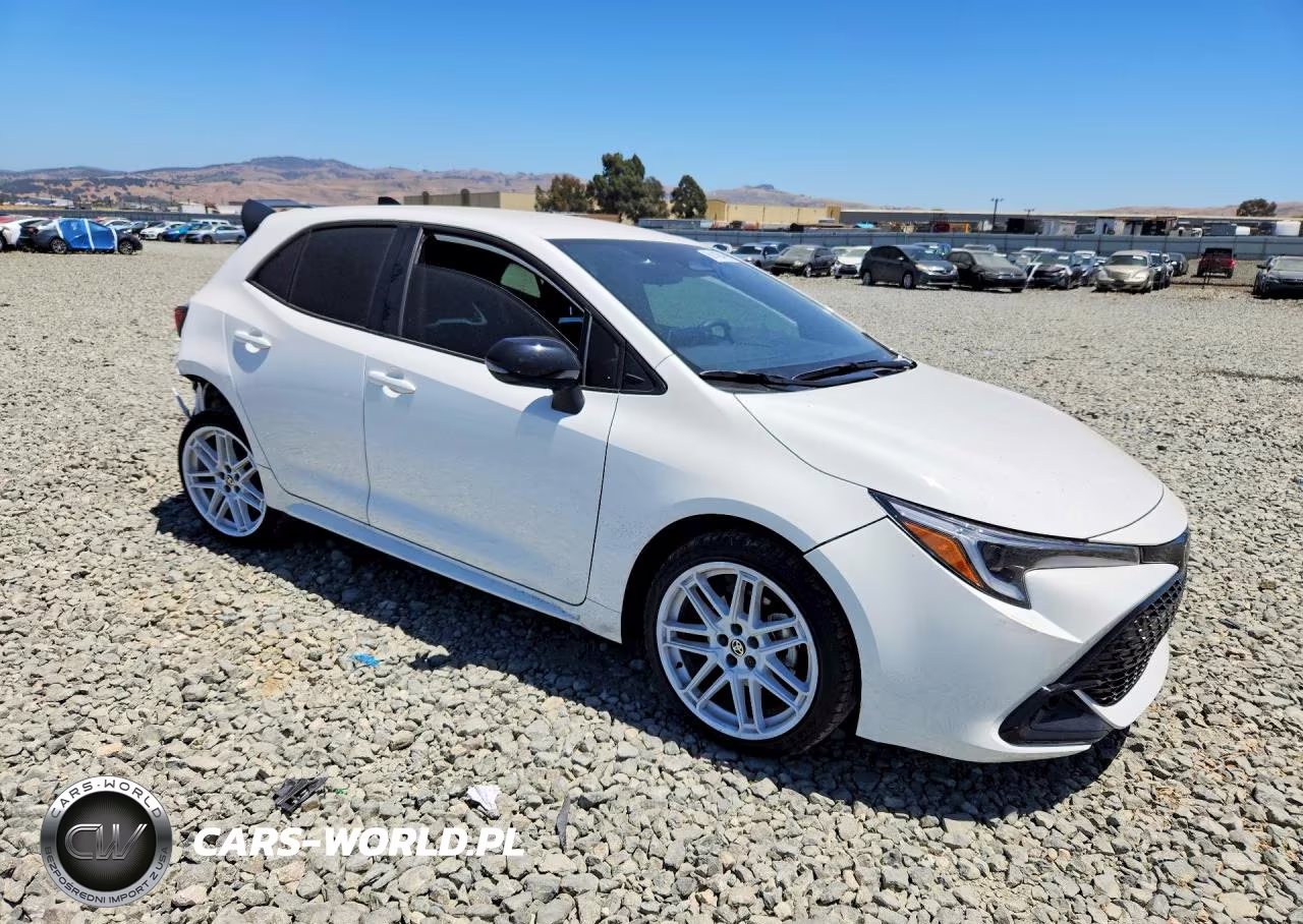 2026 Toyota Corolla Hatchback Fx VIN:JTND4MBE3T3258954 - 4