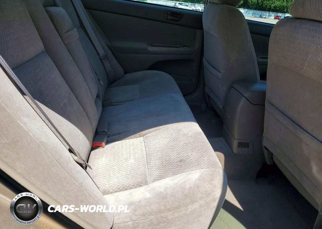 2003 Toyota Camry Le VIN:4T1BE32K53U169448 - 10