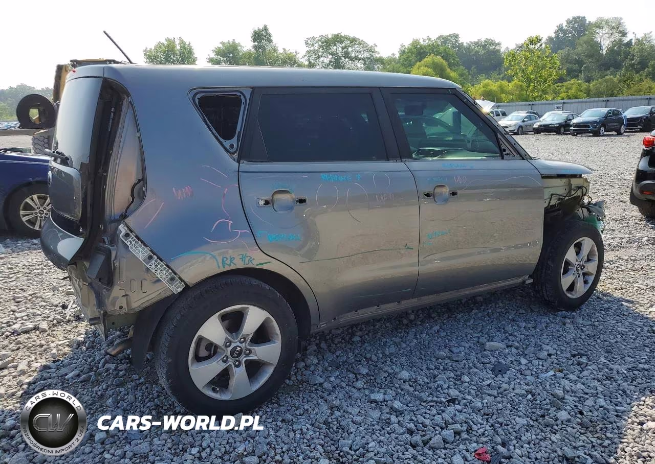 2018 Kia Soul VIN:KNDJN2A21J7576190 - 3