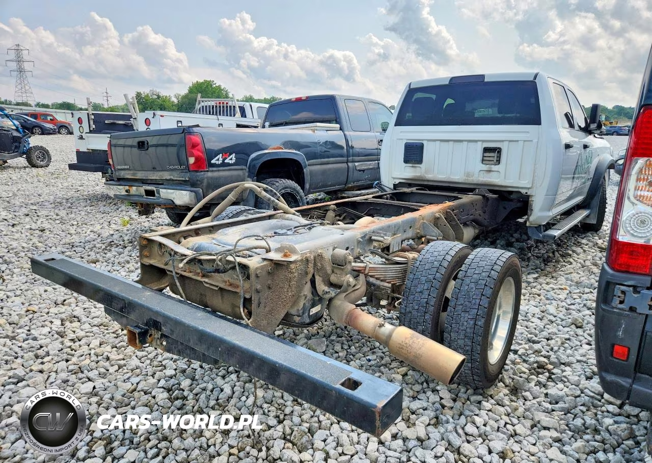 2019 Ram 5500 VIN:3C7WRNFL6KG601414 - 3