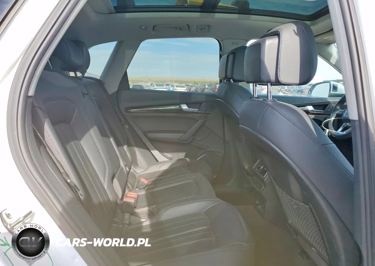 2019 Audi Q5 Premium VIN:WA1ANAFY4K2092062 - 10