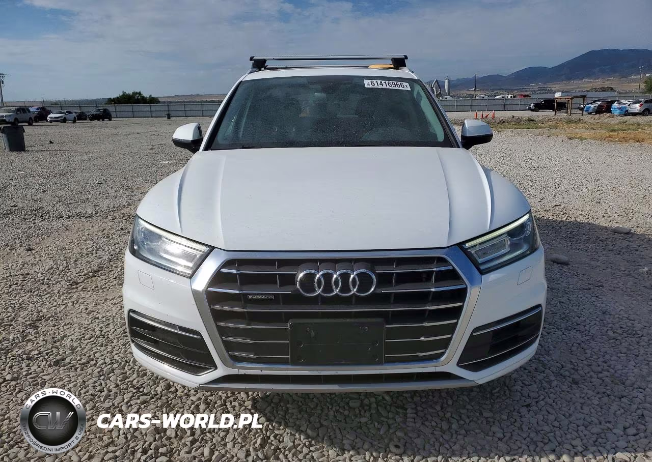 2019 Audi Q5 Premium VIN:WA1ANAFY4K2092062 - 5