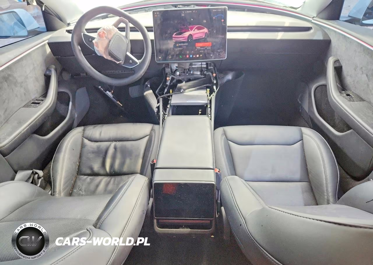 2025 Tesla Model 3 VIN:5YJ3E1EB8SF003697 - 8