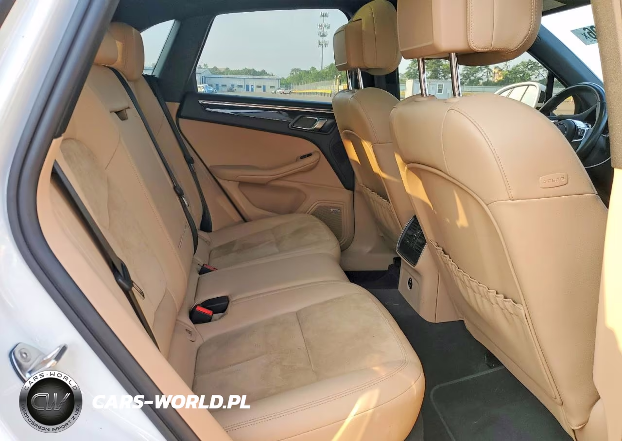 2021 Porsche Macan VIN:WP1AA2A54MLB12889 - 11
