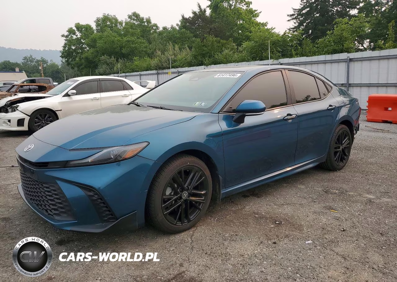 2025 Toyota Camry Se – zdjęcie 1 z 12