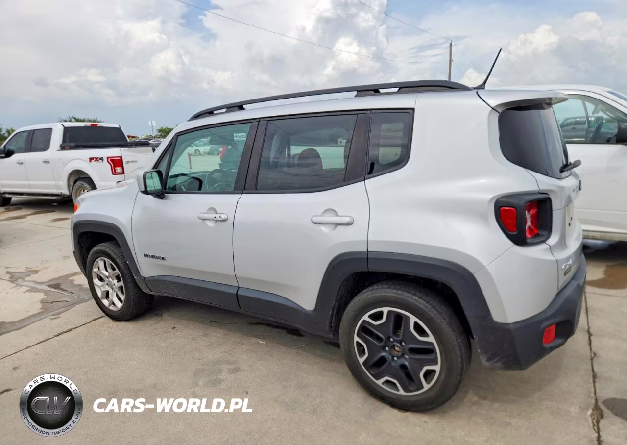 2017 Jeep Renegade Latitude VIN:ZACCJBBB1HPE63565 - 2