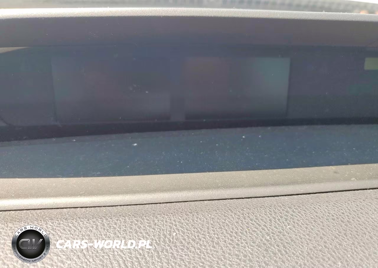 2021 Toyota Prius Le VIN:JTDKAMFU1M3145818 - 9