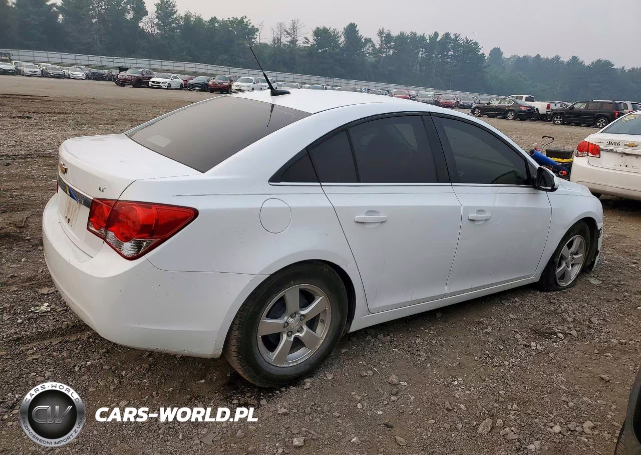 2013 Chevrolet Cruze Lt VIN:1G1PC5SB7D7108137 - 3