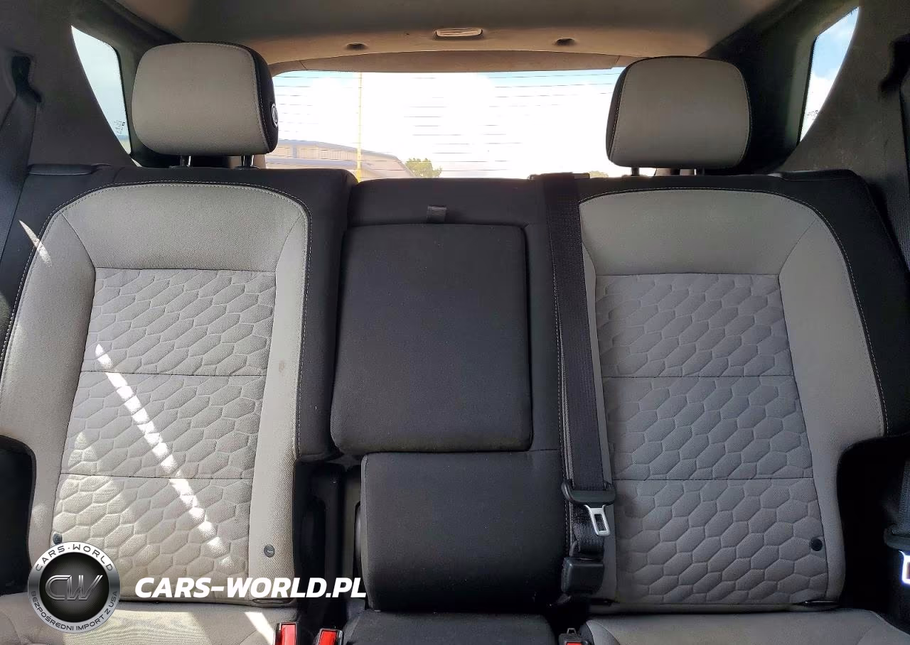 2019 Chevrolet Equinox Lt VIN:3GNAXKEV2KL289699 - 10