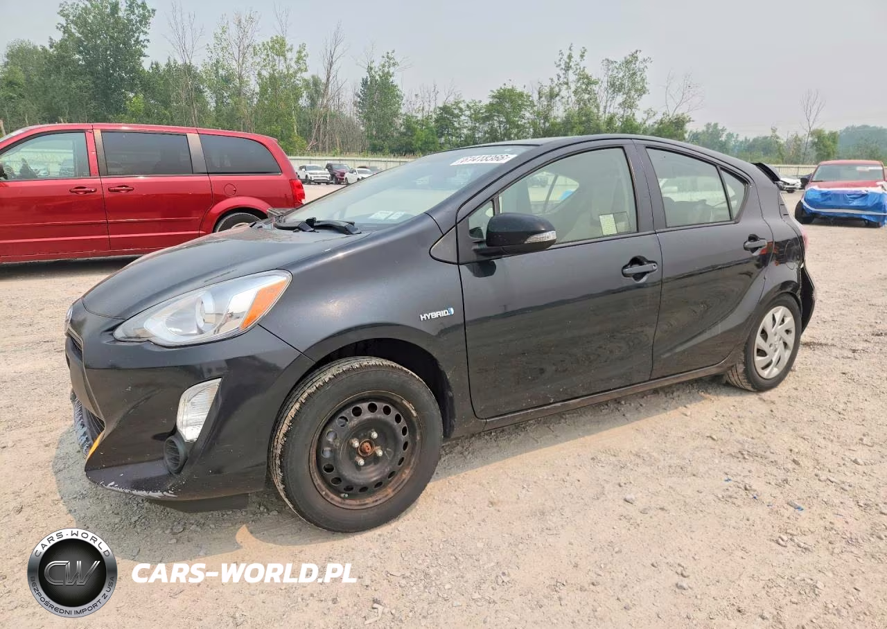 2015 Toyota Prius C One
