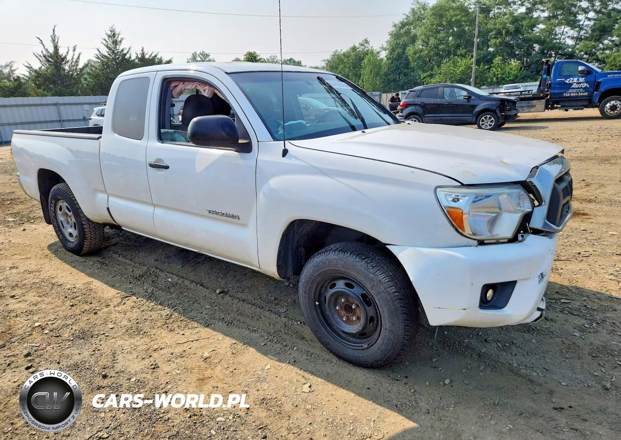2015 Toyota Tacoma Access Cab VIN:5TFTX4CN6FX063773 - 4