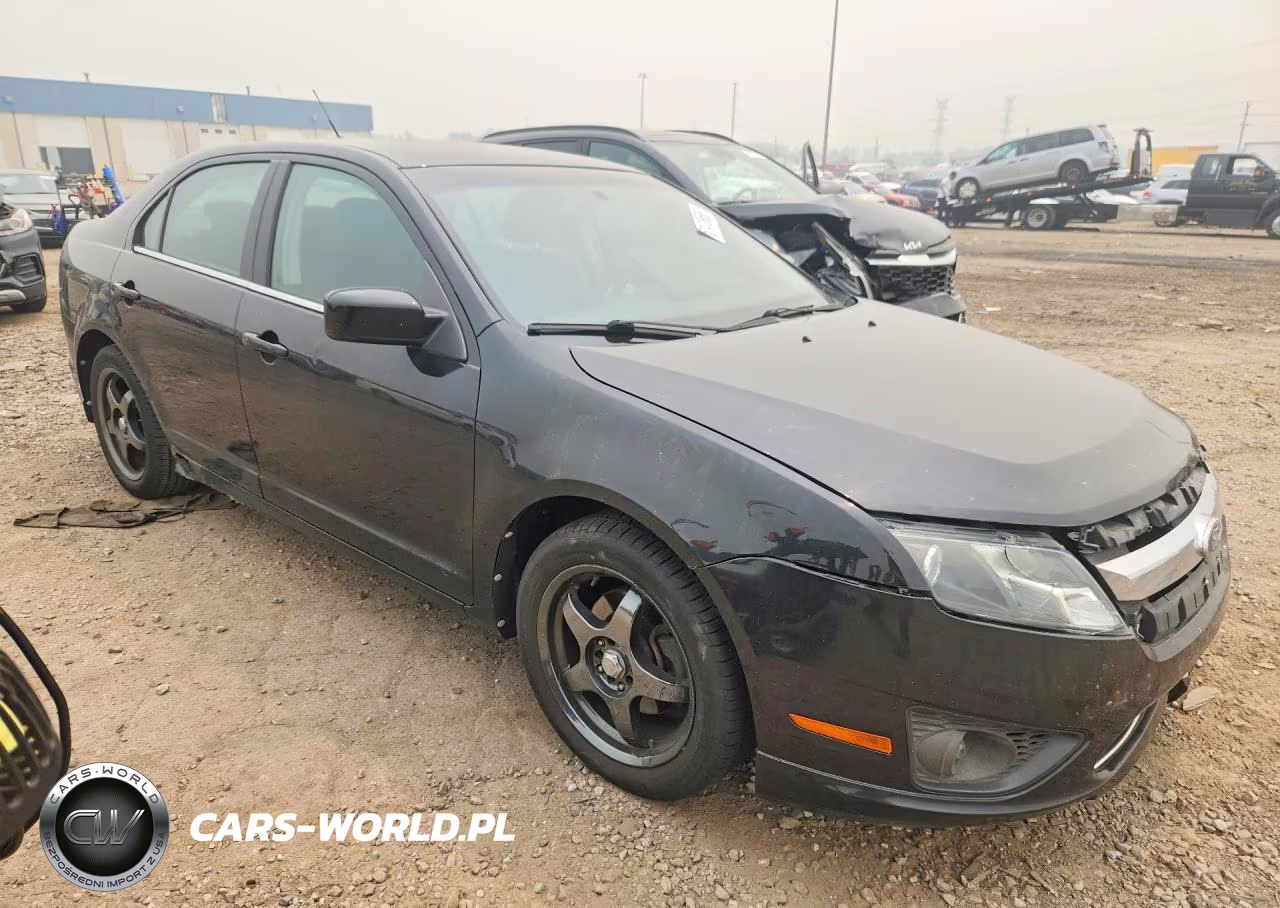 2010 Ford Fusion Se VIN:3FAHP0HA4AR323731 - 4