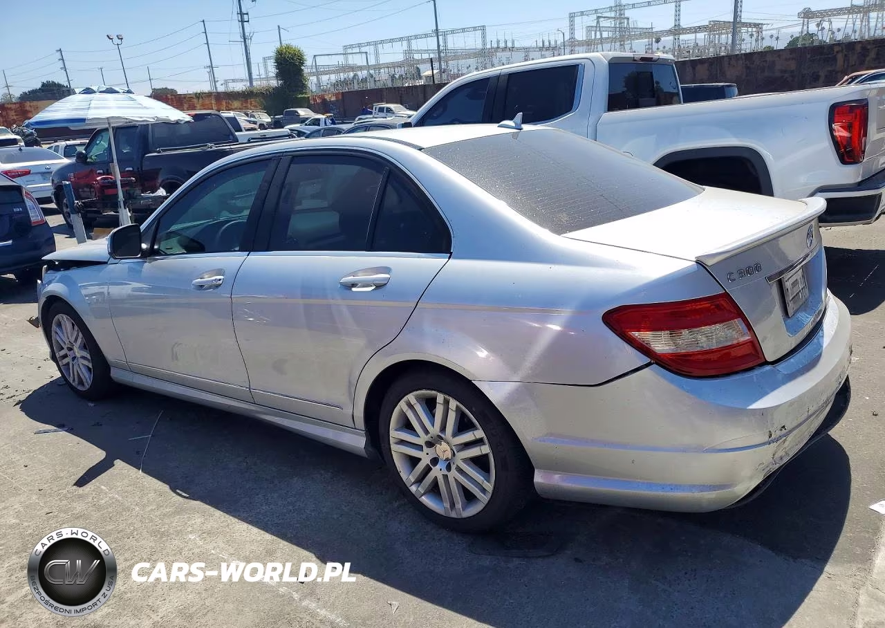 2009 Mercedes-Benz C 300 VIN:WDDGF54XX9F216391 - 2