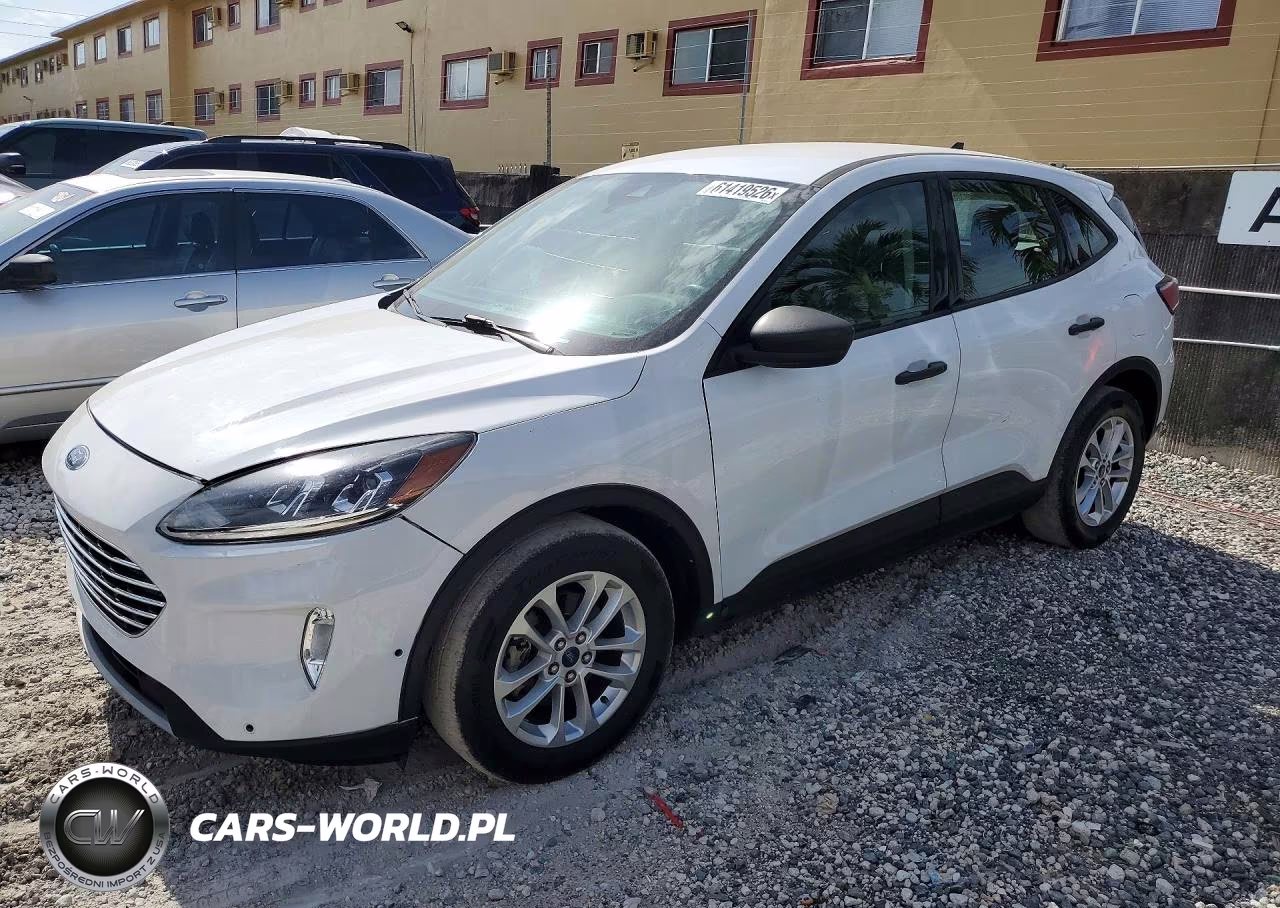 2020 Ford Escape S