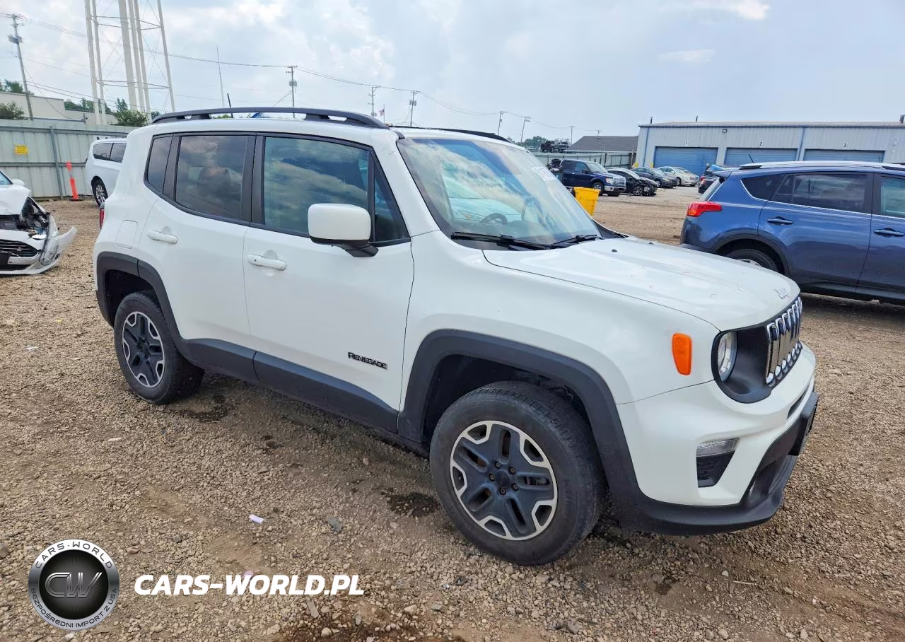 2020 Jeep Renegade Latitude VIN:ZACNJBBBXLPL32682 - 4