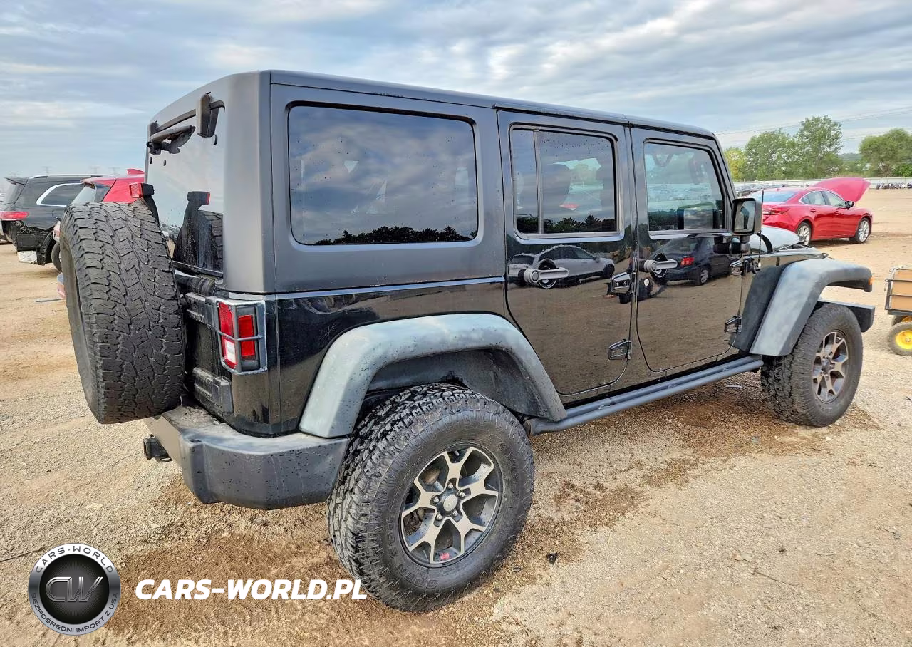 2016 Jeep Wrangler Unlimited Sport VIN:1C4BJWDG0GL105307 - 3