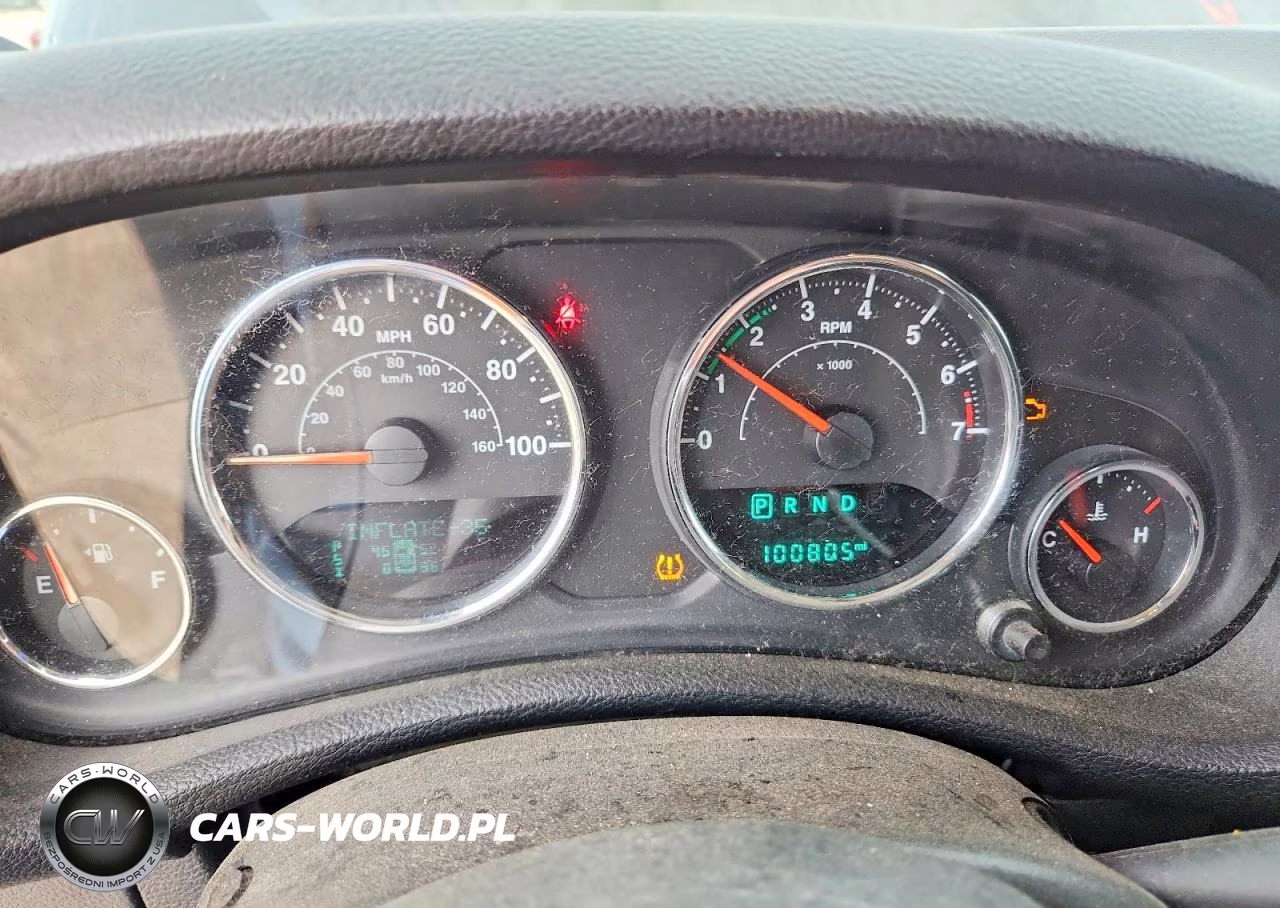 2016 Jeep Wrangler Unlimited Sport VIN:1C4BJWDG0GL105307 - 9