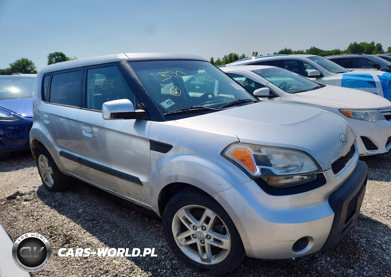 2010 Kia Soul + VIN:KNDJT2A22A7106630 - 4