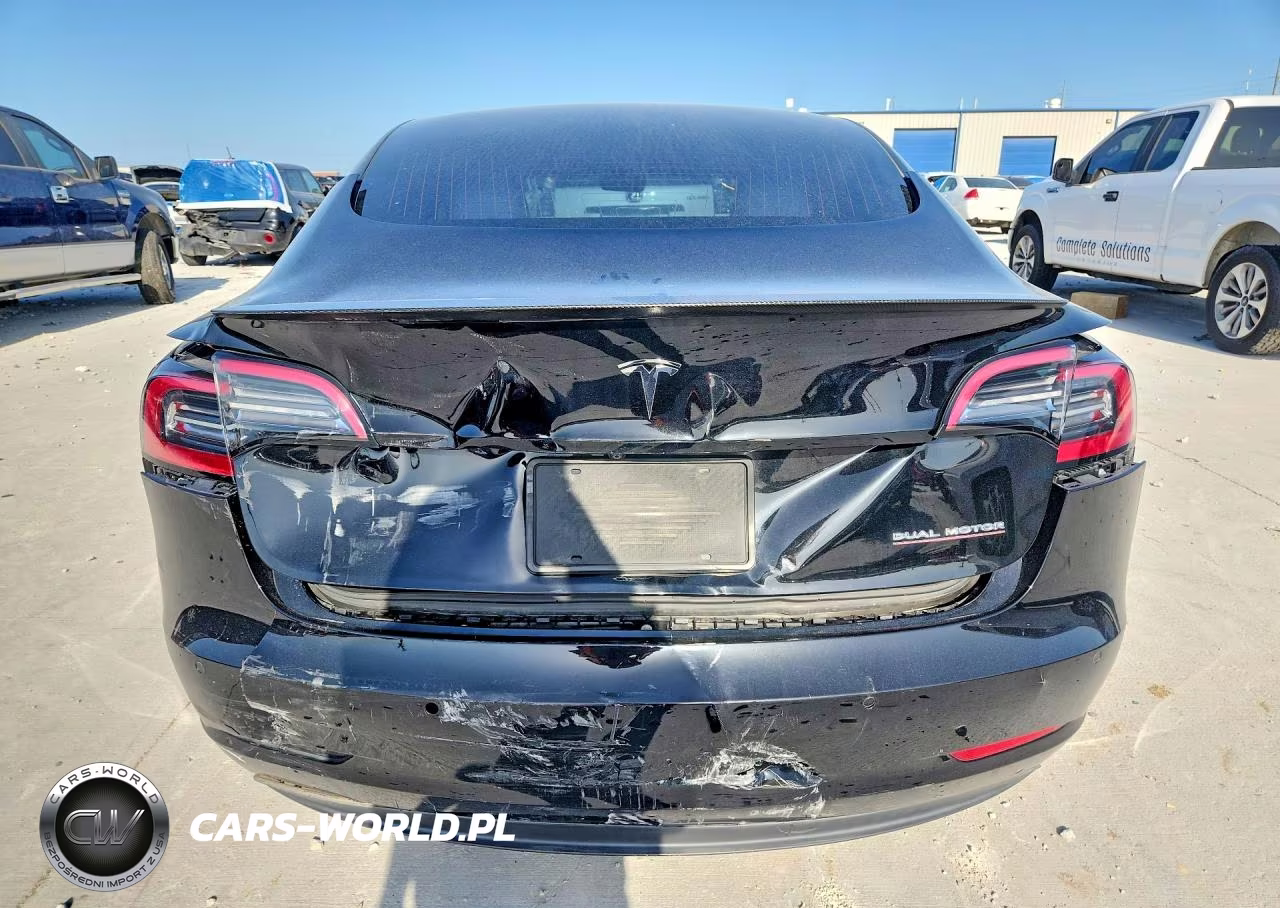 2018 Tesla Model 3 VIN:5YJ3E1EB6JF074041 - 6
