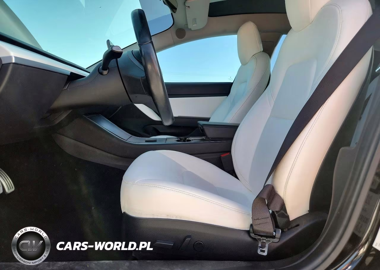 2018 Tesla Model 3 VIN:5YJ3E1EB6JF074041 - 7