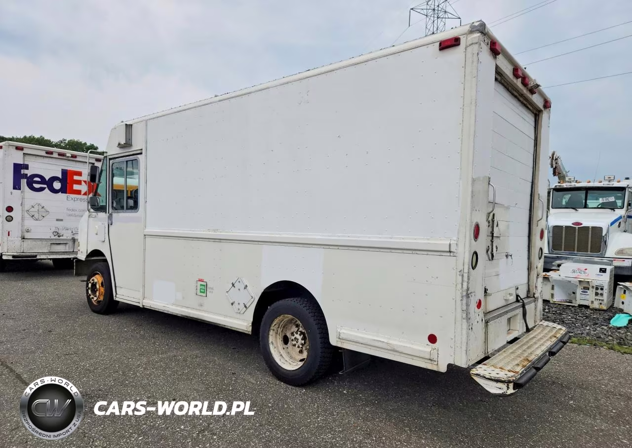 2001 Freightliner Mt45 Chassis Delivery Truck VIN:4UZAANBWX1CH52853 - 2