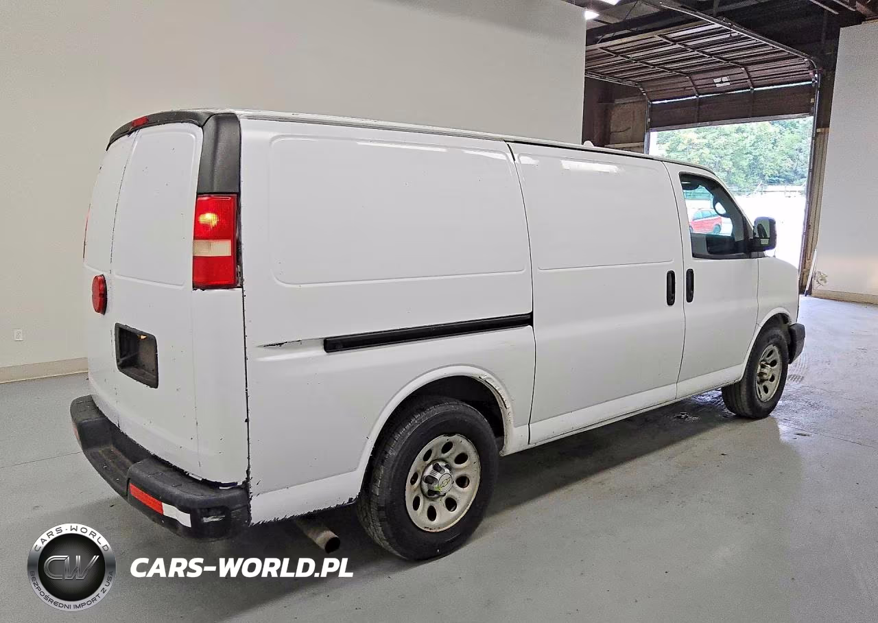 2014 Chevrolet Express G1500 VIN:1GCSGAFX1E1165815 - 3