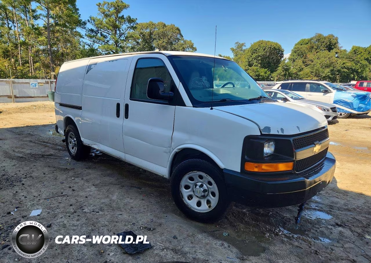 2012 Chevrolet Express G1500 VIN:1GCSGAFX1C1190873 - 4