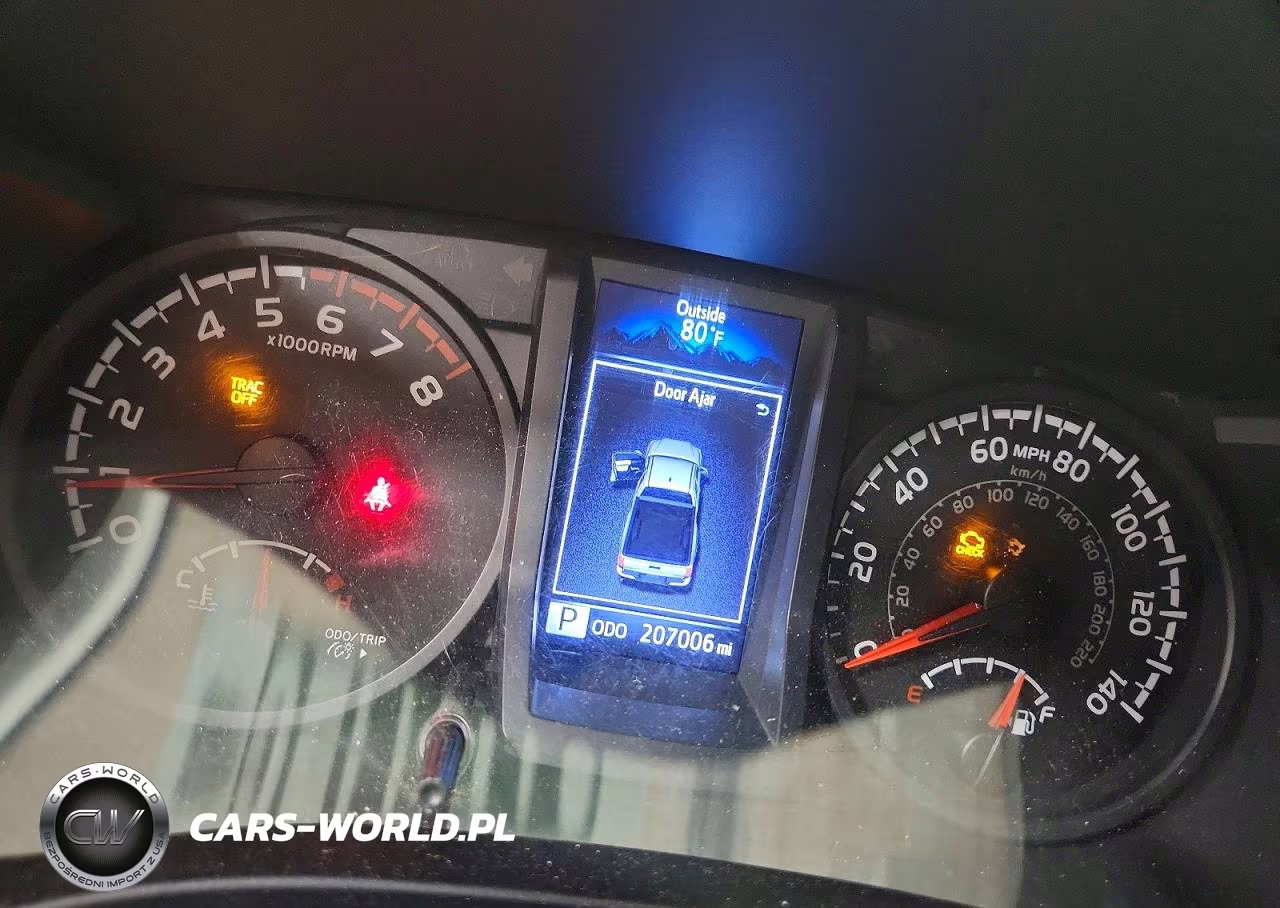 2019 Toyota Tacoma Sr VIN:5TFRX5GN1KX143373 - 9
