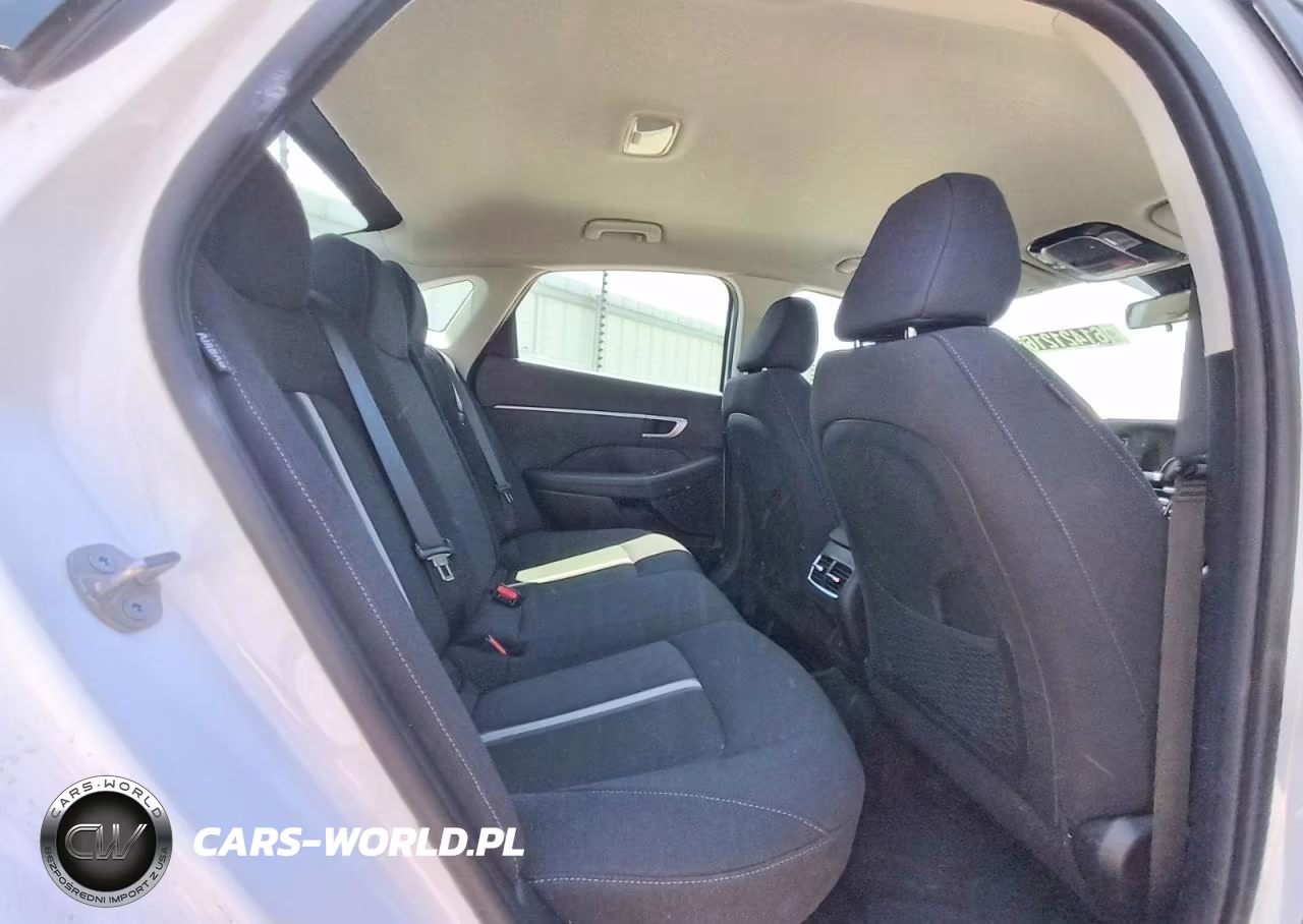 2026 Hyundai Sonata Hybrid Blue VIN:KMHL24JJ2TA157707 - 10
