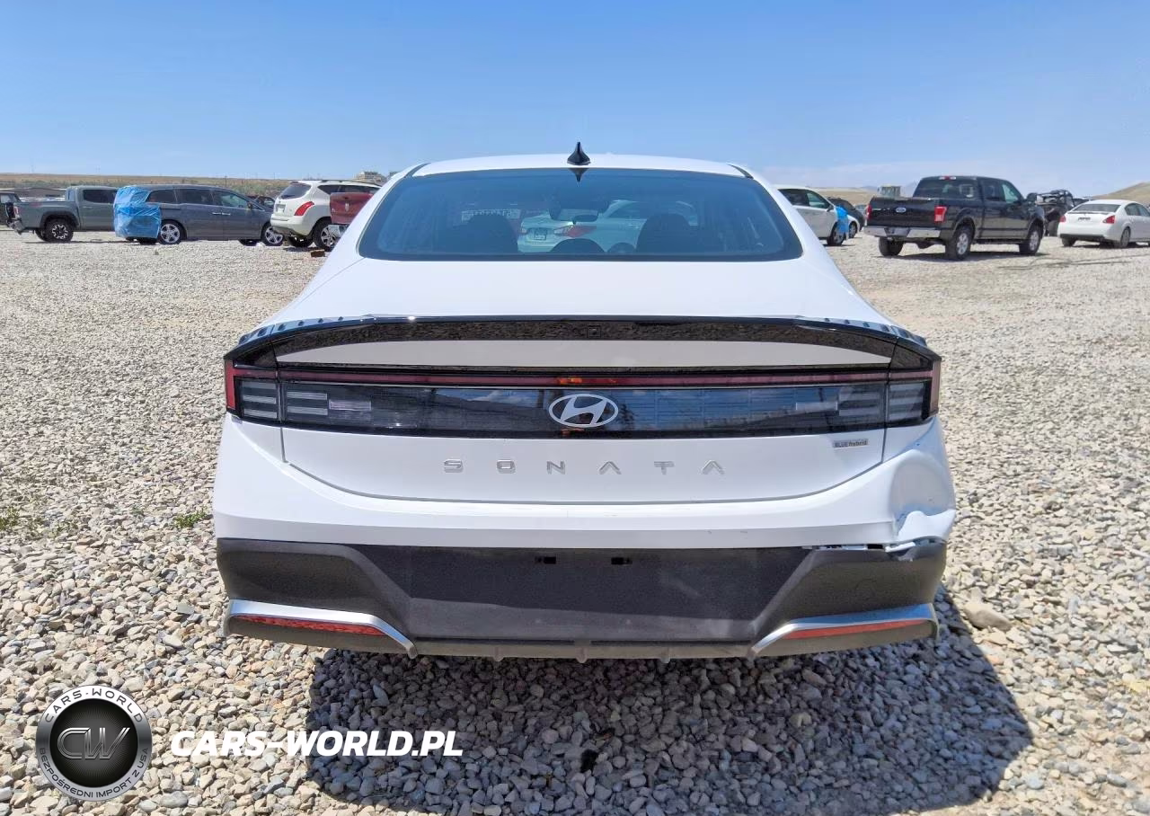 2026 Hyundai Sonata Hybrid Blue VIN:KMHL24JJ2TA157707 - 6