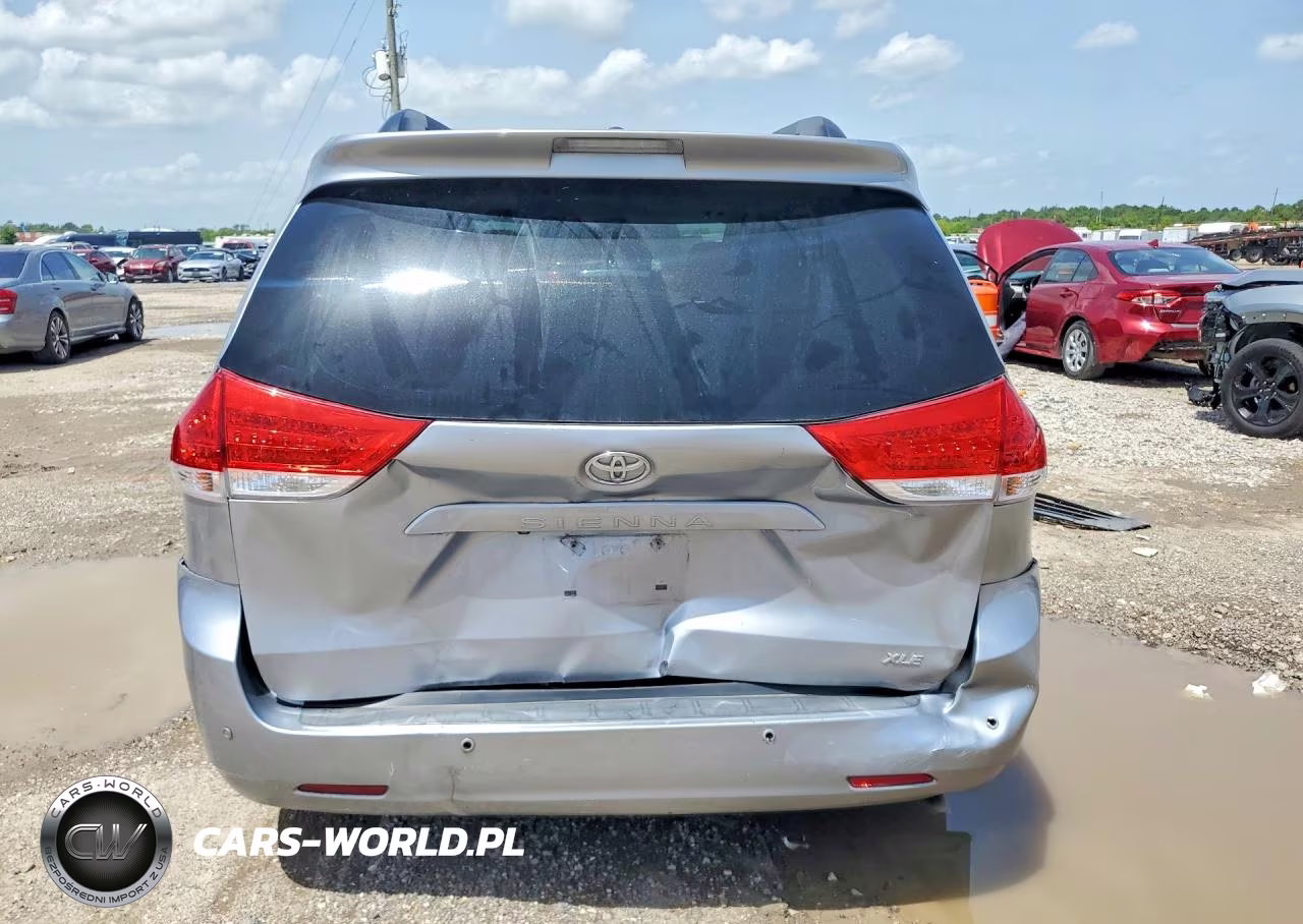 2012 Toyota Sienna Xle 8-Passenger VIN:5TDYK3DC6CS275313 - 6