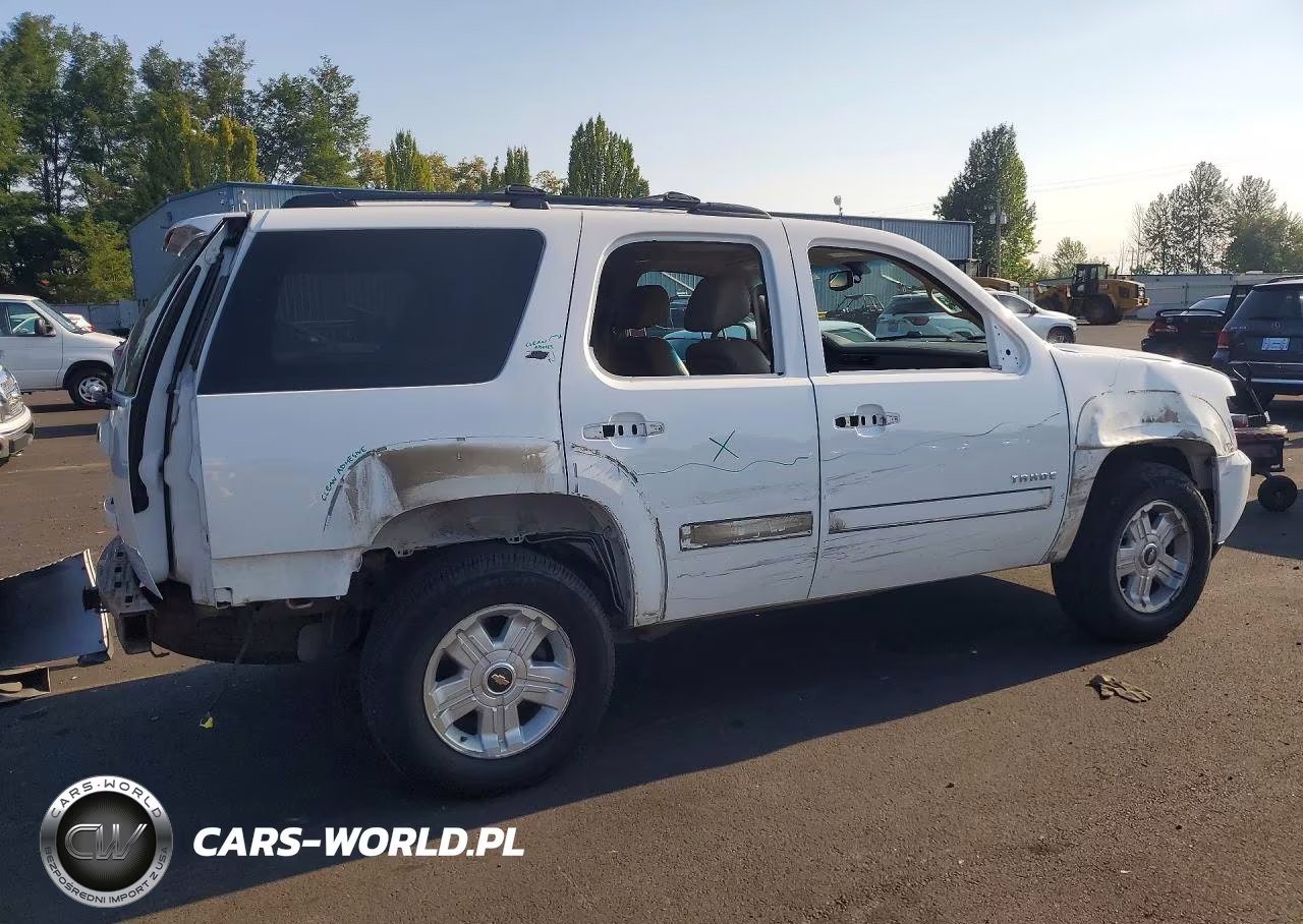 2014 Chevrolet Tahoe K1500 Lt VIN:1GNSKBE03ER215888 - 3