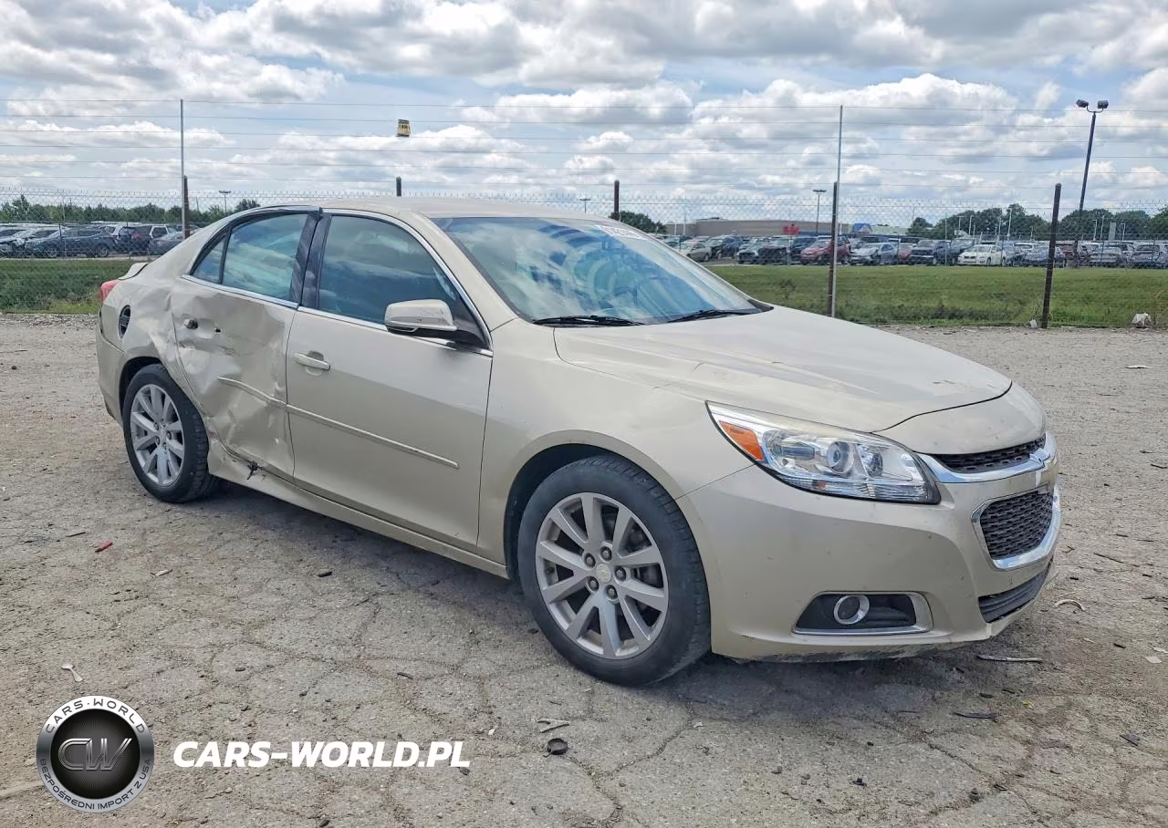 2015 Chevrolet Malibu 2Lt VIN:1G11D5SL3FF322224 - 4