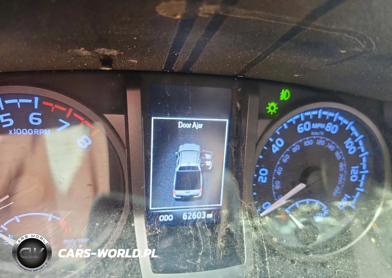 2022 Toyota Tacoma Trd Off-Road VIN:3TYCZ5AN8NT074284 - 9