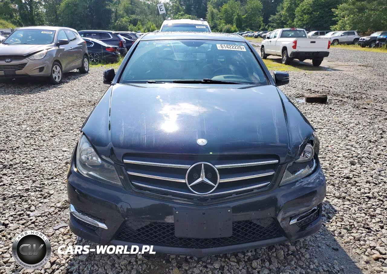 2014 Mercedes-Benz C 300 4Matic VIN:WDDGF8AB8EA952859 - 5