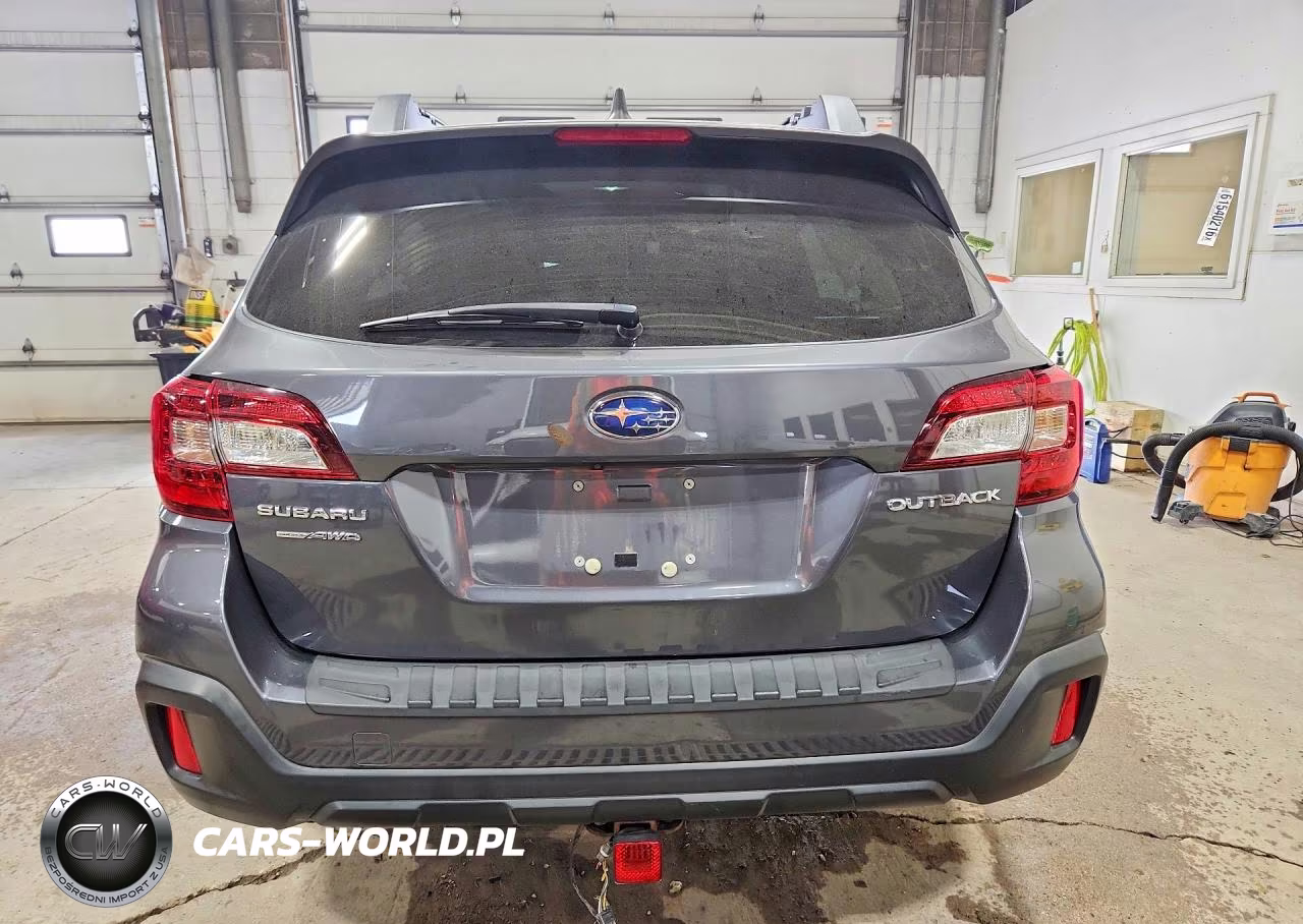 2018 Subaru Outback 2.5I Premium VIN:4S4BSACC5J3312972 - 6