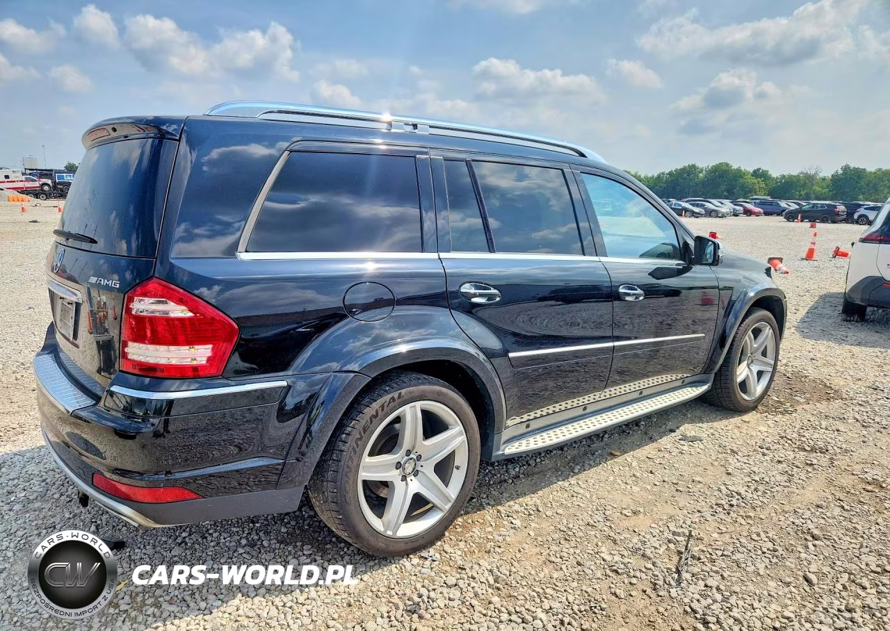 2011 Mercedes-Benz Gl 550 4Matic VIN:4JGBF8GE7BA741052 - 3