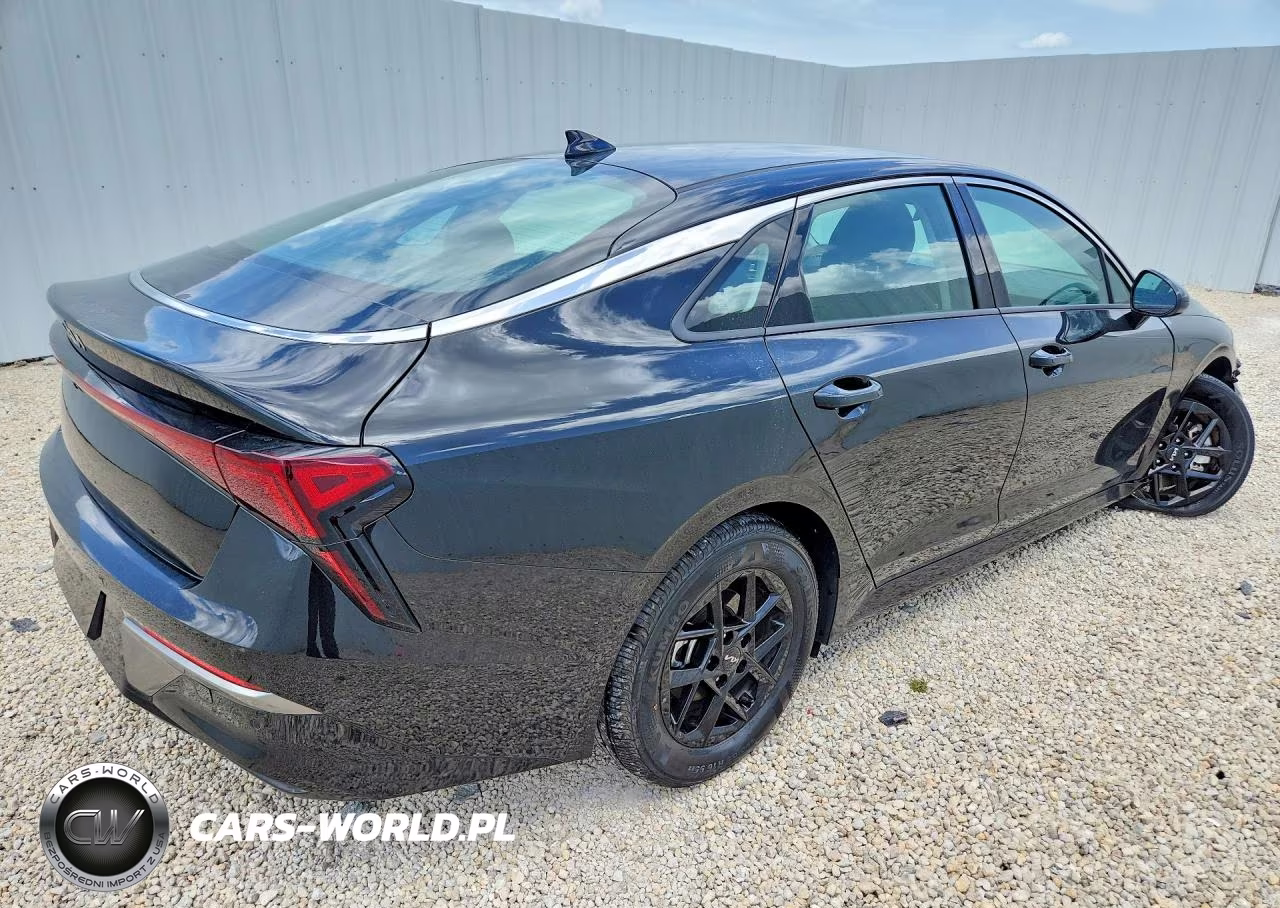 2026 Kia K5 Lxs VIN:KNAG24J78T5450298 - 3